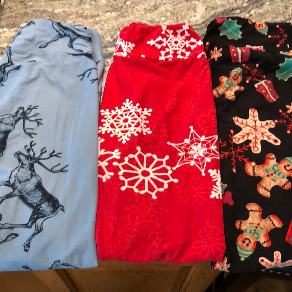Lularoe Christmas leggings lot.  Used! OS